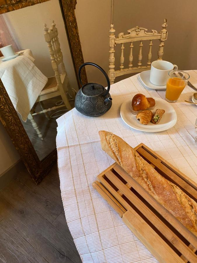 La Bastide Du Castellet Hotel Ле Кастеле Екстериор снимка