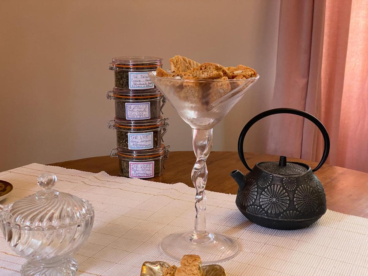 La Bastide Du Castellet Hotel Ле Кастеле Екстериор снимка