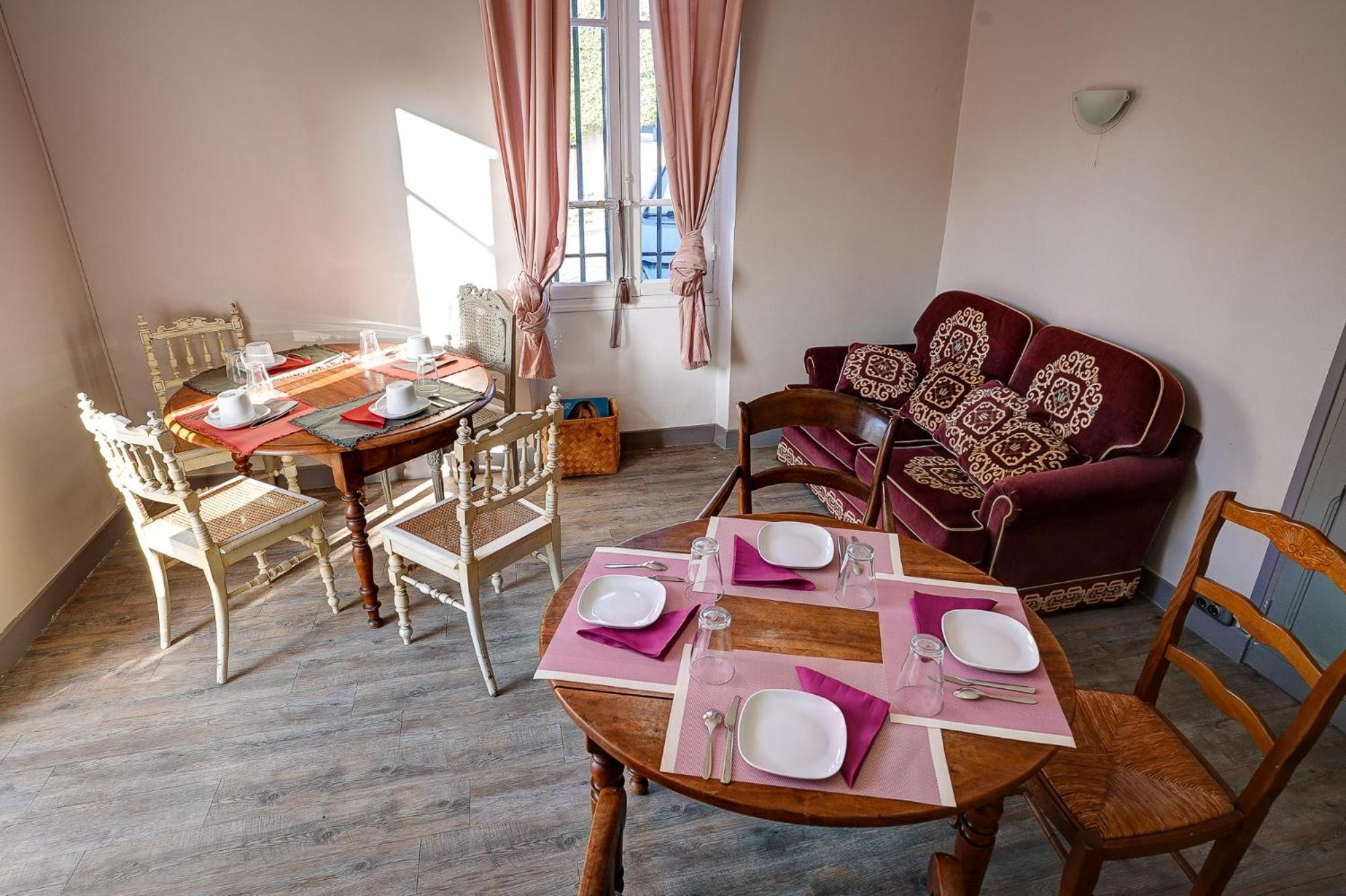 La Bastide Du Castellet Hotel Ле Кастеле Екстериор снимка