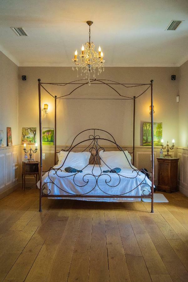 La Bastide Du Castellet Hotel Ле Кастеле Екстериор снимка
